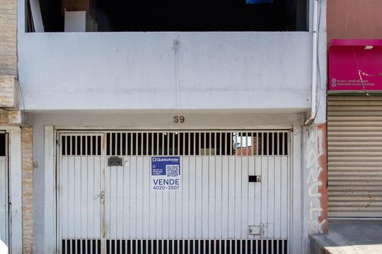 Fachada de casa à venda com 3 quartos, 100m² em Parque Primavera, São Paulo
