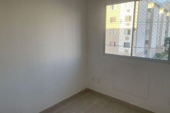 Quarto de apartamento para alugar com 2 quartos, 40m² em Gardênia Azul, Rio de Janeiro