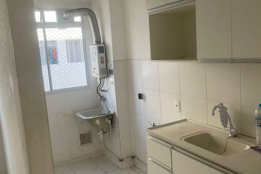 Cozinha de apartamento para alugar com 2 quartos, 40m² em Gardênia Azul, Rio de Janeiro