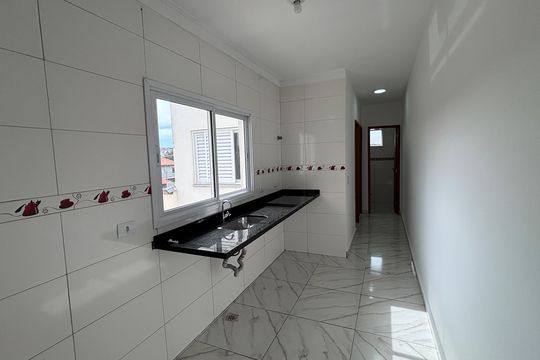 Sala - Cozinha de apartamento para alugar com 2 quartos, 100m² em Vila Clarice, Santo André
