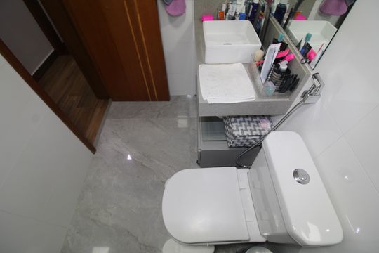 Banheiro da Suíte de apartamento à venda com 3 quartos, 120m² em Água Fria, São Paulo