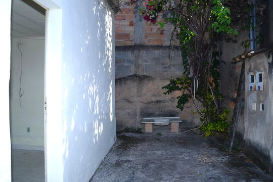 Área externa de casa à venda com 1 quarto, 63m² em Goiânia, Belo Horizonte
