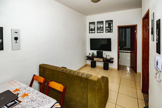 Sala de apartamento para alugar com 3 quartos, 69m² em Guarani, Belo Horizonte
