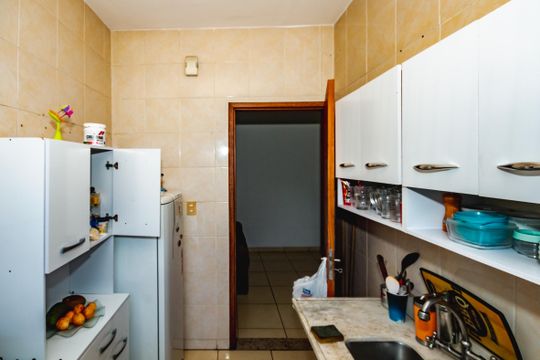 Cozinha de apartamento para alugar com 3 quartos, 69m² em Guarani, Belo Horizonte