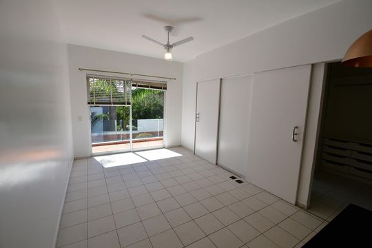 Sala de casa de condomínio à venda com 1 quarto, 62m² em Vila Brandina, Campinas