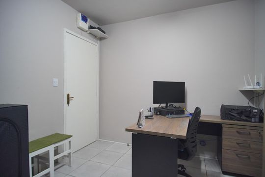 Quarto 2 de casa à venda com 2 quartos, 70m² em Rio dos Sinos, São Leopoldo