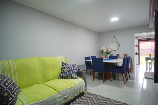 Sala de casa à venda com 2 quartos, 70m² em Rio dos Sinos, São Leopoldo