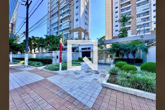 Fachada  de apartamento à venda com 3 quartos, 130m² em Chácara Santo Antônio (zona Sul), São Paulo
