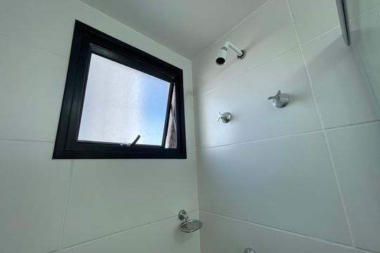 Banheiro de apartamento para alugar com 2 quartos, 40m² em Butantã, São Paulo