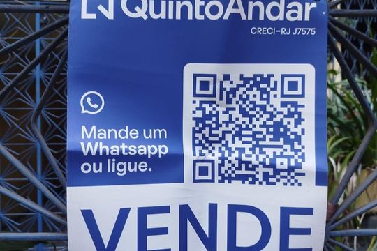 Placa de casa à venda com 3 quartos, 240m² em Tijuca, Rio de Janeiro