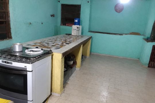 Cozinha de casa para alugar com 1 quarto, 100m² em Estância São Luís, Suzano