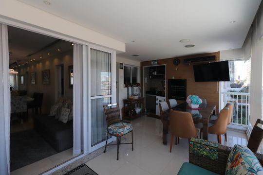 Sacada de apartamento à venda com 3 quartos, 132m² em Tatuapé, São Paulo