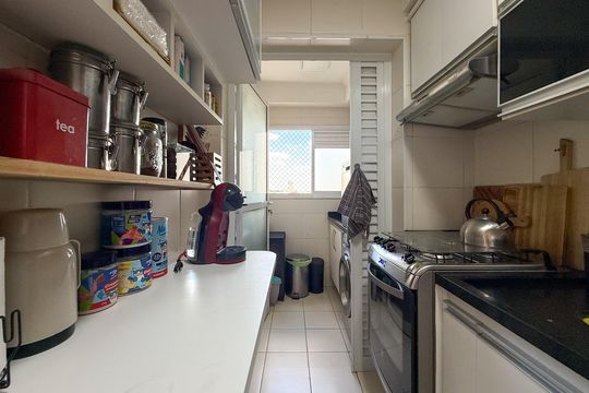 Cozinha de apartamento à venda com 2 quartos, 62m² em Vila das Merces, São Paulo