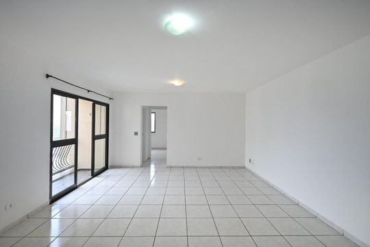 Apartamento à venda com 2 quartos, 68m² em Jardim Henriqueta, Taboão da Serra
