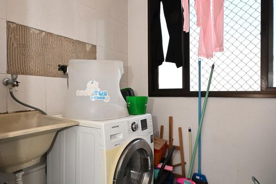 Área de Serviço  de apartamento à venda com 2 quartos, 68m² em Jardim Henriqueta, Taboão da Serra