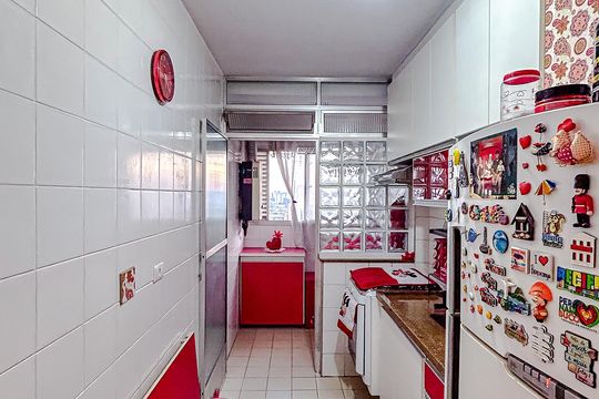 Cozinha de apartamento à venda com 3 quartos, 70m² em Vila Santa Isabel, São Paulo