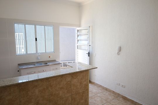 Casa para alugar com 1 quarto, 40m² em Vila Campo Grande, São Paulo