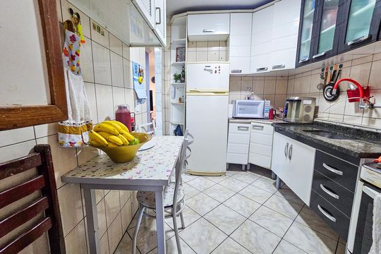 Cozinha de apartamento à venda com 3 quartos, 86m² em Jardim Capelinha, São Paulo