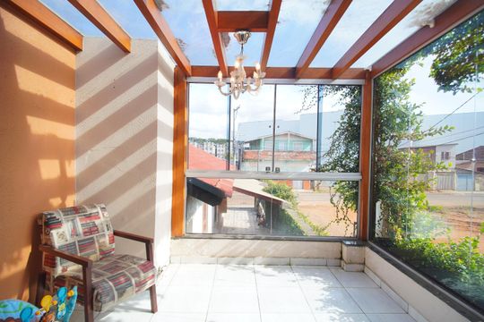 Varanda de casa à venda com 4 quartos, 120m² em Rio dos Sinos, São Leopoldo