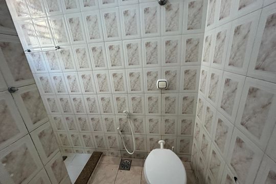 Banheiro de casa à venda com 2 quartos, 70m² em Méier, Rio de Janeiro