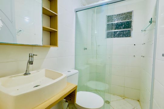 Banheiro de apartamento para alugar com 2 quartos, 64m² em Jardim São Luis, Guarulhos