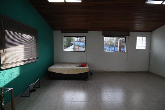 Casa à venda com 3 quartos, 129m² em Conjunto Habitacional Barreira Grande, São Paulo