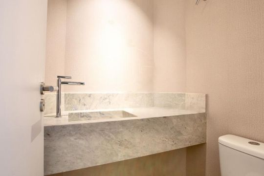 Apartamento à venda com 2 quartos, 100m² em Itaim Bibi, São Paulo