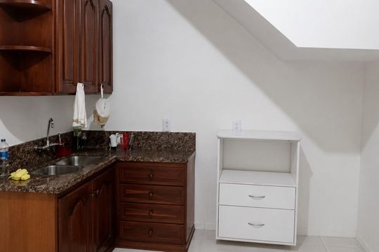 Cozinha de casa para alugar com 5 quartos, 540m² em Partenon, Porto Alegre