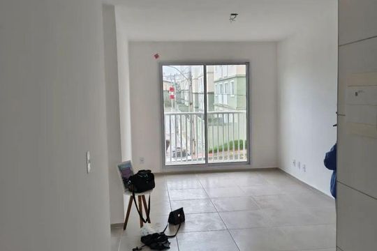 Sala de apartamento para alugar com 2 quartos, 46m² em Jardim das Margaridas, Salvador