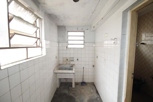 Área de Serviço de casa para alugar com 2 quartos, 180m² em Casa Verde Alta, São Paulo