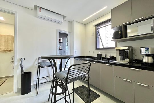 Cozinha de kitnet/studio à venda com 1 quarto, 32m² em Vila da Saúde, São Paulo