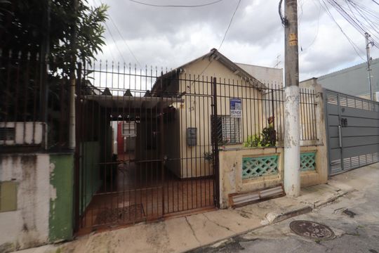 Fachada de casa à venda com 2 quartos, 120m² em Chácara Belenzinho, São Paulo
