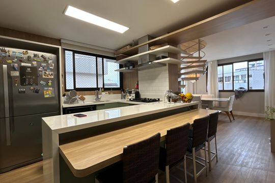 Cozinha  de apartamento para alugar com 4 quartos, 260m² em Agronômica, Florianópolis