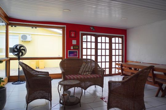 Área gourmet  de casa à venda com 3 quartos, 170m² em Vila Ipiranga, Porto Alegre