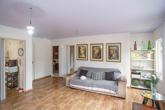 Sala de casa à venda com 3 quartos, 450m² em Eldorado, Diadema