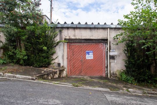Fachada de casa à venda com 3 quartos, 450m² em Eldorado, Diadema