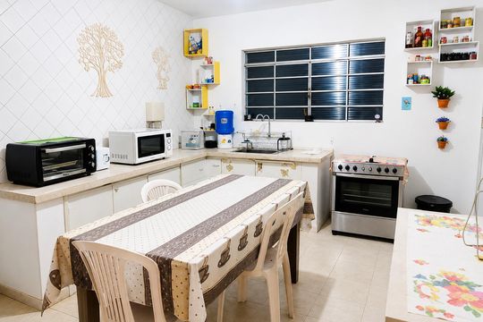 Casa para alugar com 4 quartos, 250m² em Vila Santana, Valinhos