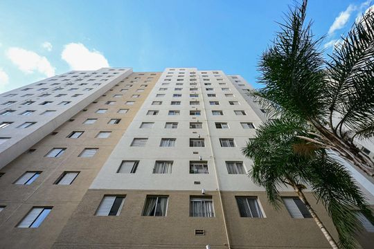 Fachada de apartamento para alugar com 2 quartos, 44m² em Vila Pirajussara, São Paulo