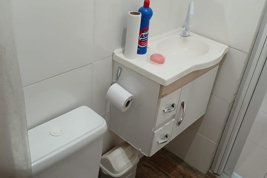 Banheiro  de casa para alugar com 1 quarto, 75m² em Lagoinha, Nova Iguaçu