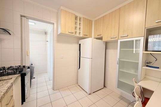 Cozinha de apartamento para alugar com 2 quartos, 66m² em Jardim Primavera, Jundiaí