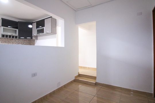 Casa para alugar com 2 quartos, 110m² em Parque Sao Rafael, São Paulo