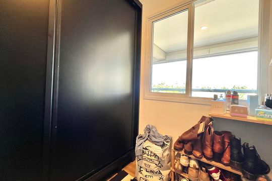 Closet da suíte de apartamento à venda com 2 quartos, 77m² em Jardim Prudência, São Paulo