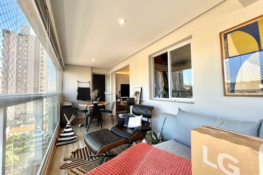 Varanda de apartamento à venda com 2 quartos, 77m² em Jardim Prudência, São Paulo