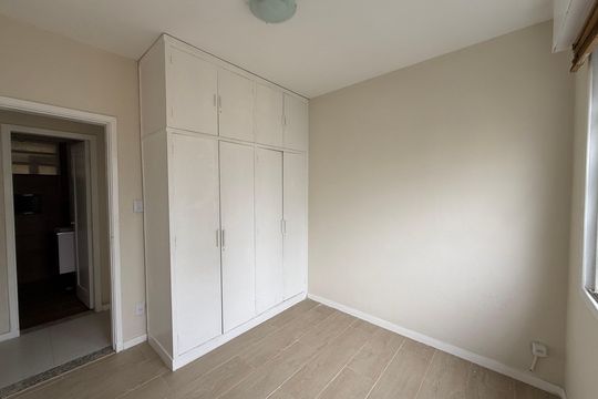 Apartamento para alugar com 2 quartos, 90m² em Santa Ifigênia, São Paulo