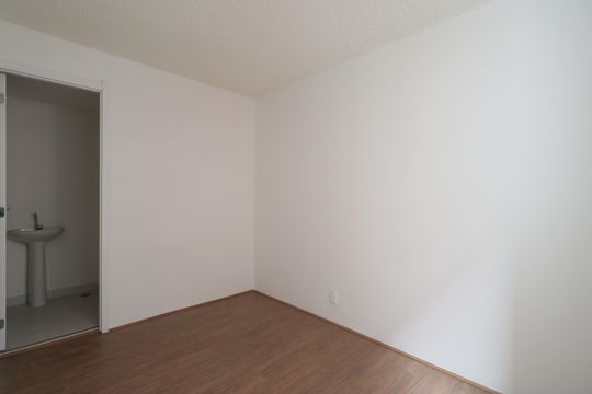Quarto de apartamento para alugar com 1 quarto, 28m² em Parque Industrial Tomas Edson, São Paulo