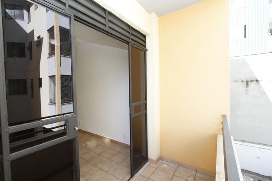 Varanda de apartamento à venda com 3 quartos, 81m² em Estoril, Belo Horizonte