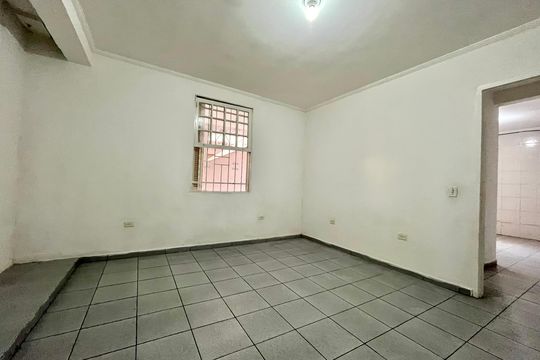 Quarto de apartamento para alugar com 1 quarto, 42m² em Vila Clara, São Paulo