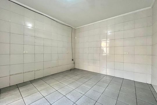 Sala/Cozinha de apartamento para alugar com 1 quarto, 42m² em Vila Clara, São Paulo