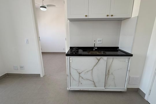 Apartamento para alugar com 1 quarto, 25m² em Cambuci, São Paulo