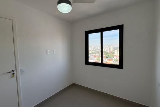 Apartamento para alugar com 1 quarto, 25m² em Cambuci, São Paulo